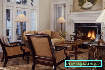 18. Colonial Interior Style