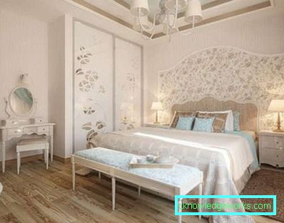 Design av de kombinerte tapet 2-artene til soverommet - bilder og ferdigstillelser Design av de kombinerte tapet 2-artene til soverommet - bilder og ferdigstillelser