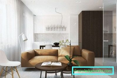 Interiøret i stuen i stil med minimalisme - bilder av ideer til dekorasjon og innredning