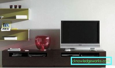 Møbler under TV i stuen i en moderne stil foto