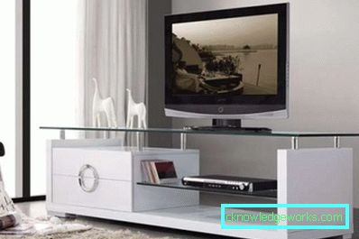 Møbler under TV i stuen i en moderne stil foto