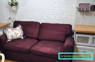 Sammenleggbar sofa på kjøkkenet Sammenleggbar sofa på kjøkkenet