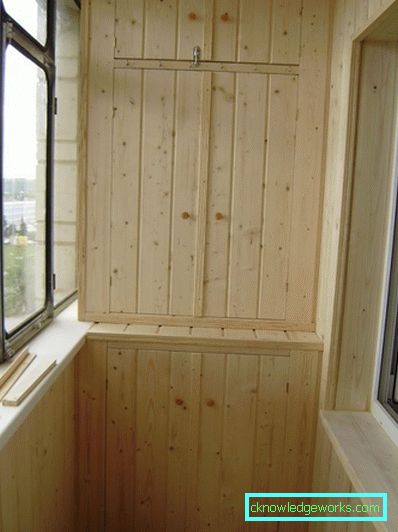 188-garderobe på balkongen