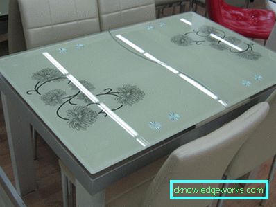 Glass glidende kjøkkenbord Glass glidende kjøkkenbord