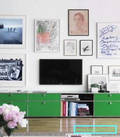 Veggene under TV-en i stuen i en moderne stil (50 interiørfotografier)