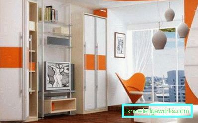Veggene under TV-en i stuen i en moderne stil (50 interiørfotografier)