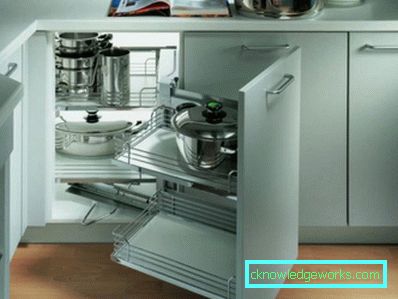 Retractable Kitchen Systems Skyveanlegg på kjøkkenet